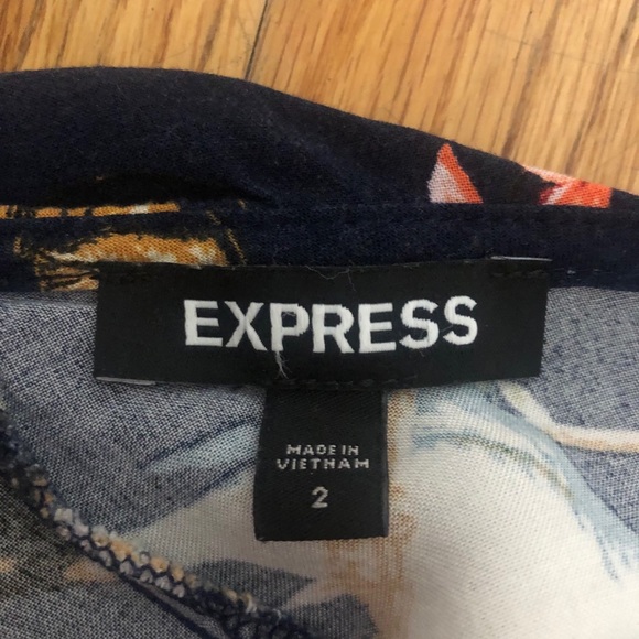 Express Floral Romper Size 2 - Picture 5 of 5